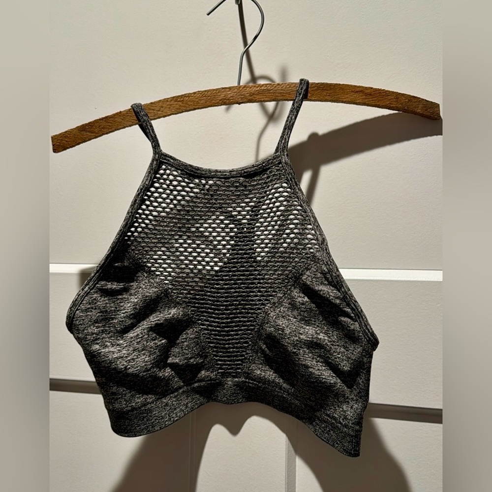Victoria’s Secret Sport High Neck Bra-Like New!